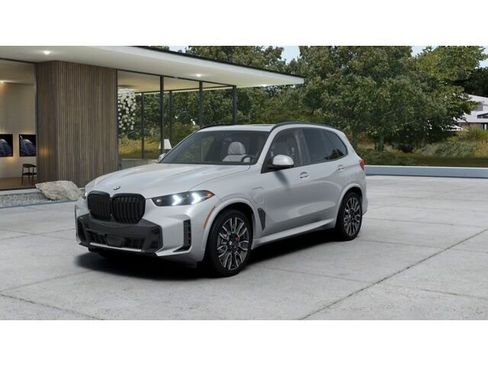 New 2026 BMW X5 xDrive50e w/ M Sport Package AWD/4WD image 1