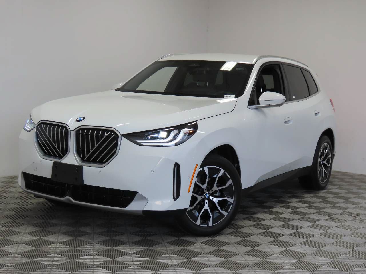 Used 2025 BMW X3 xDrive30i AWD/4WD image 1