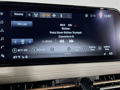 Used 2023 Nissan Ariya AWD image 21
