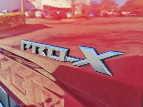 Used 2023 Nissan Frontier Pro-X w/ Technology Package image 8