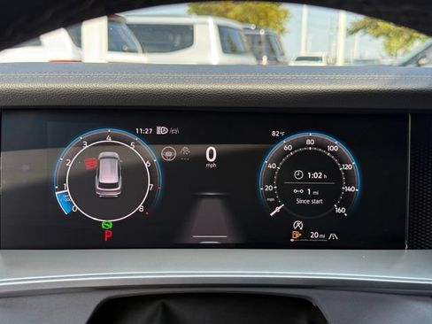 Used 2025 Volkswagen Tiguan SE R-Line AWD/4WD image 20
