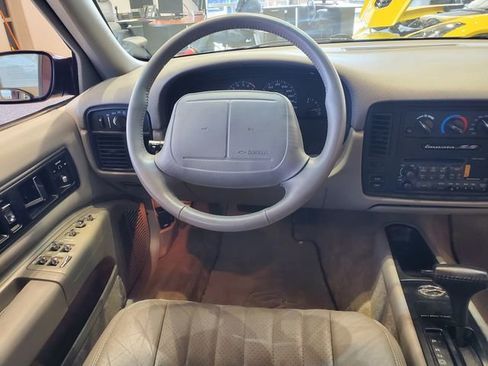 Used 1996 Chevrolet Impala SS image 15