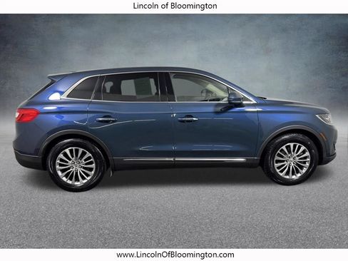 Used 2016 Lincoln MKX Select FWD image 7