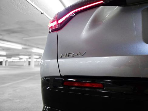 Certified 2023 Honda HR-V EX-L image 10