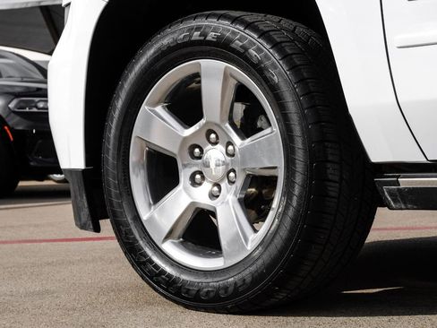 Used 2020 Chevrolet Suburban Premier w/ 6.2L Performance Package image 59