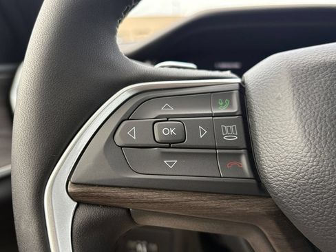 New 2026 Jeep Grand Cherokee L Limited RWD image 16