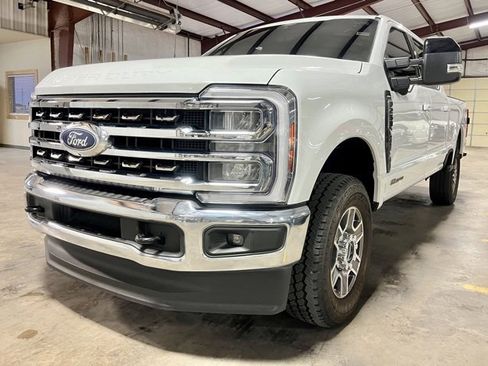 Used 2024 Ford F250 Lariat image 6