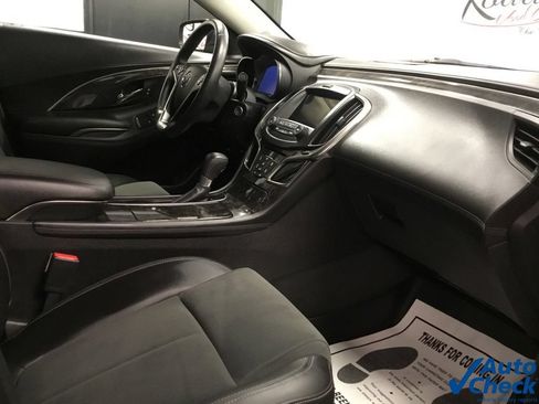 Used 2016 Buick LaCrosse FWD image 36
