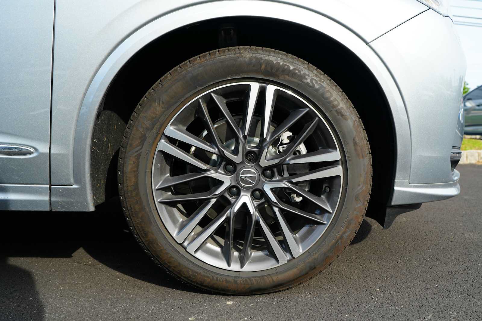 Certified 2026 Acura MDX w/ Advance Package AWD/4WD image 9