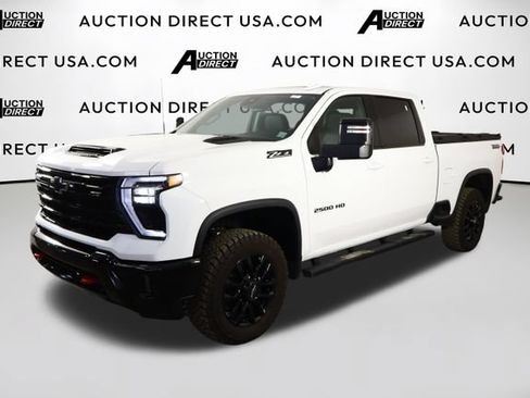 Used 2025 Chevrolet Silverado 2500 LTZ w/ LTZ Plus Package AWD/4WD image 1
