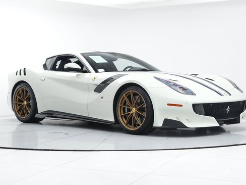 Used 2017 Ferrari F12tdf RWD image 10
