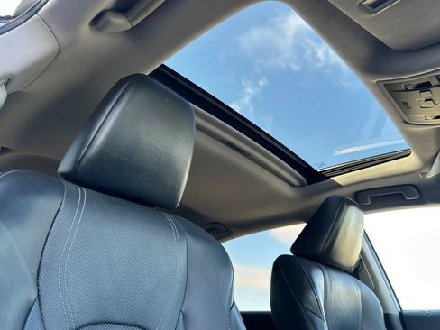 Used 2018 Lexus RX 350 AWD w/ Premium Package image 16