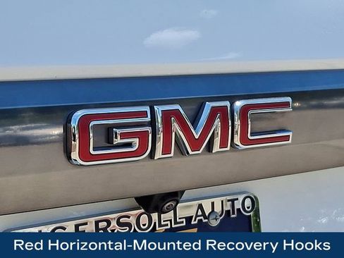 Used 2024 GMC Yukon AT4 w/ AT4 Premium Package AWD/4WD image 33
