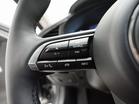 Used 2025 MAZDA MAZDA3 2.5 Turbo Sedan w/Premium Plus image 17