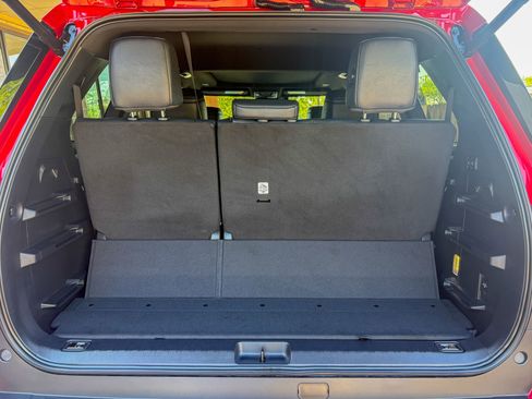 Used 2025 Toyota Sequoia Platinum AWD/4WD image 44
