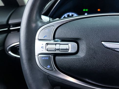 Used 2023 Genesis GV70 2.5T image 29