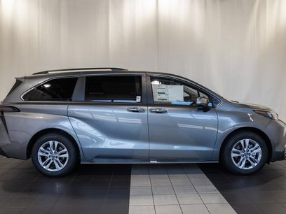 New 2026 Toyota Sienna XLE