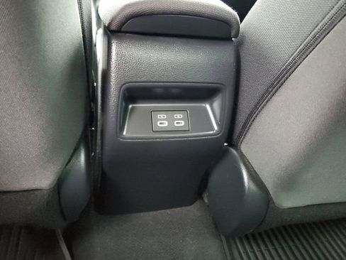 Used 2025 Toyota Corolla LE w/ Convenience Package image 15