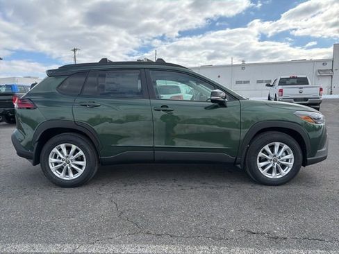 New 2026 Toyota Corolla Cross LE image 9