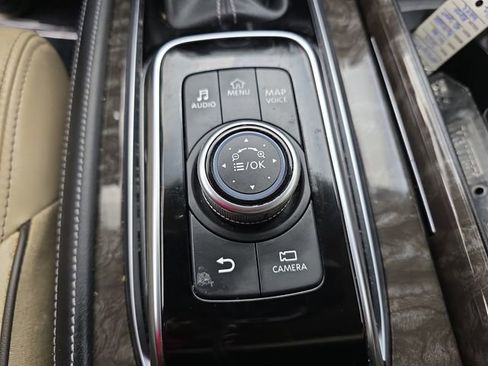Used 2023 Nissan Armada Platinum w/ Captain's Chairs Package AWD/4WD image 42