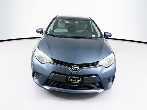 Used 2016 Toyota Corolla LE FWD image 2