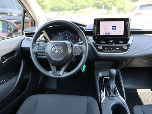 Used 2026 Toyota Corolla LE FWD image 14