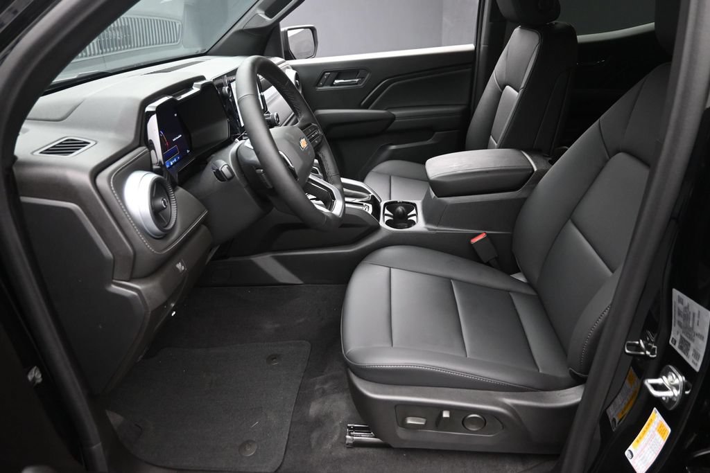 New 2026 Chevrolet Colorado LT w/ LT Convenience Package AWD/4WD image 16