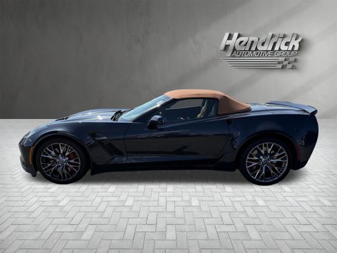 Used 2015 Chevrolet Corvette Z06 w/ 3LZ Preferred Equipment Group RWD image 8