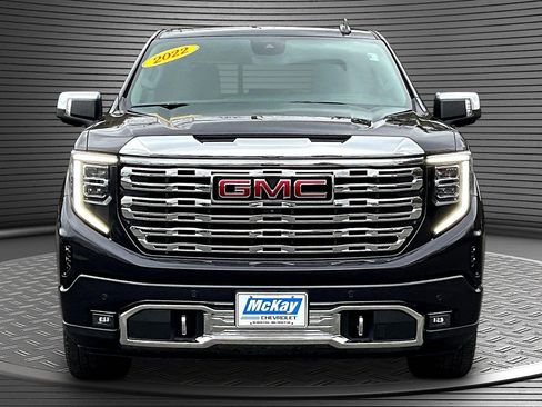 Used 2022 GMC Sierra 1500 Denali w/ Denali Reserve Package AWD/4WD image 2