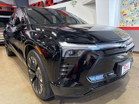 Used 2024 Chevrolet Blazer EV RS image 55