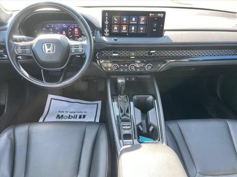 Used 2023 Honda Accord EX-L image 8