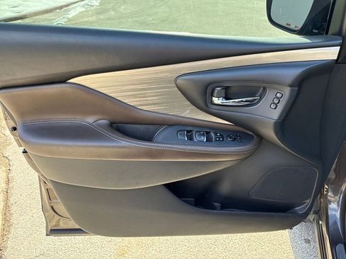 Used 2018 Nissan Murano Platinum w/ Cargo Package image 13