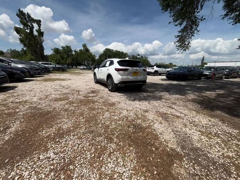 Used 2024 Buick Envision Preferred AWD/4WD image 16