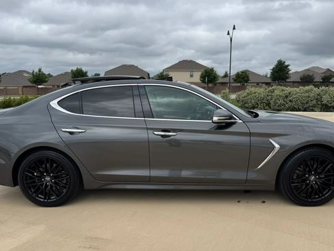 Used 2020 Genesis G70 2.0T w/ Elite Package RWD image 10