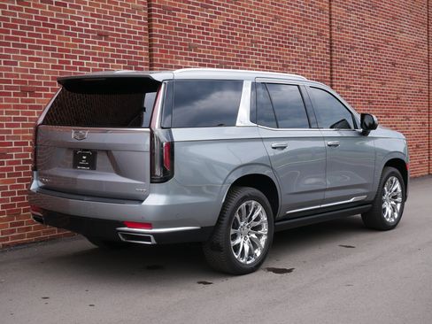 Used 2023 Cadillac Escalade Premium Luxury w/ LPO, Radiant Package AWD/4WD image 25