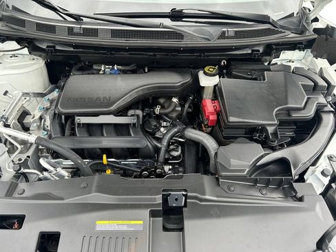 Used 2022 Nissan Rogue Sport SL w/ Premium Package FWD image 13