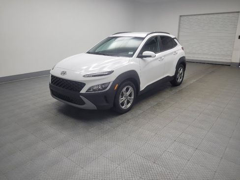 Used 2023 Hyundai Kona SEL w/ Cargo Package FWD image 2