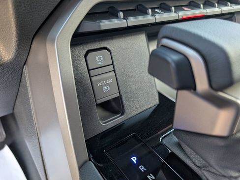 New 2026 Toyota Tundra Limited AWD/4WD image 17