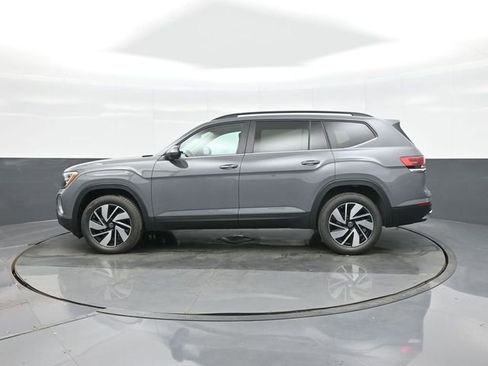 New 2026 Volkswagen Atlas SE image 4