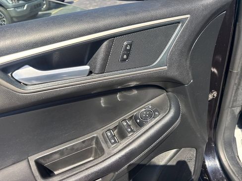 Used 2024 Ford Edge SEL w/ Convenience Package AWD/4WD image 31