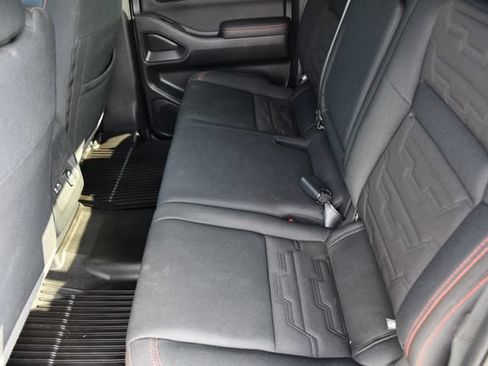 Used 2023 Nissan Frontier PRO-4X w/ Pro Convenience Package AWD/4WD image 19
