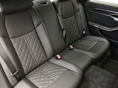 Used 2025 Audi S8 image 51