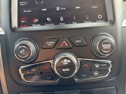 Certified 2023 RAM 1500 Classic SLT w/ Trailer & Traction Group image 27