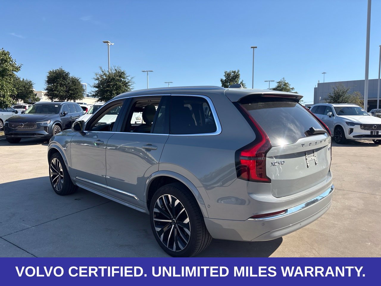 Certified 2026 Volvo XC90 B6 Ultra AWD/4WD image 7
