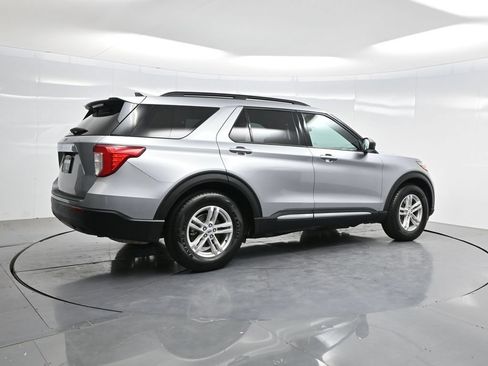 Used 2022 Ford Explorer XLT RWD image 36