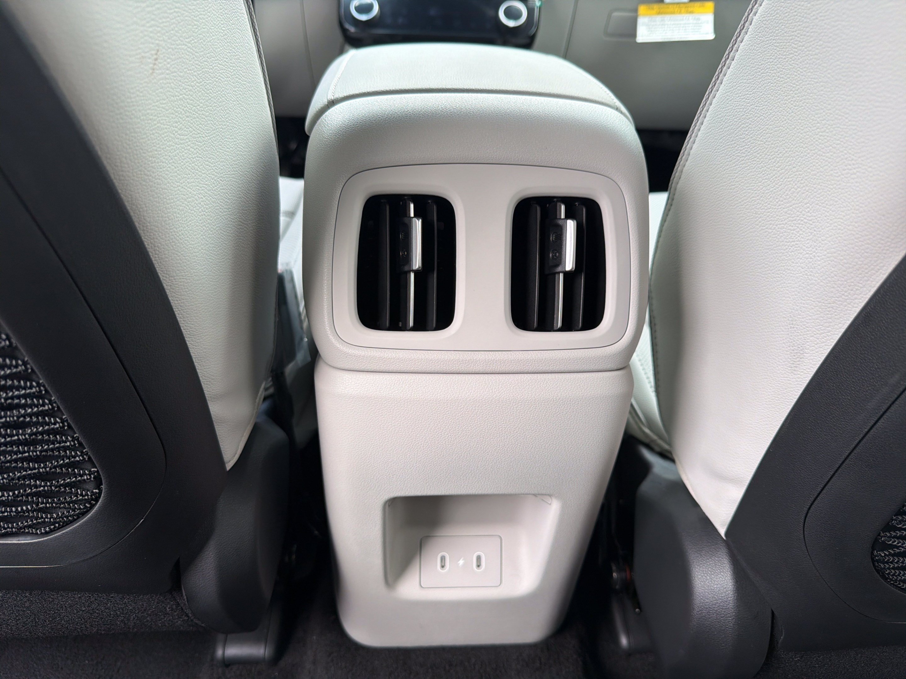 New 2026 Hyundai Tucson Limited FWD image 7