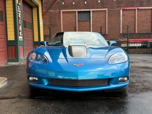 Used 2009 Chevrolet Corvette Convertible w/ Preferred Equipment Group RWD image 18