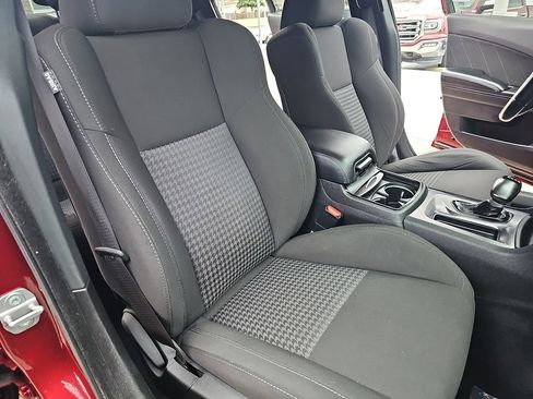 Used 2021 Dodge Charger R/T w/ Blacktop Package image 11