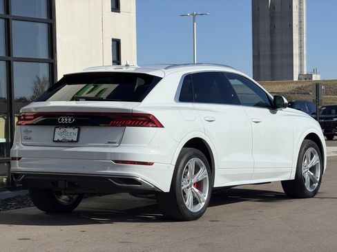 Used 2019 Audi Q8 Premium Plus w/ Premium Plus image 4