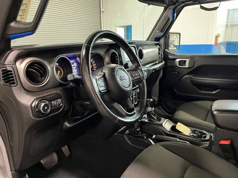 Used 2019 Jeep Wrangler Unlimited Sport S AWD/4WD image 23